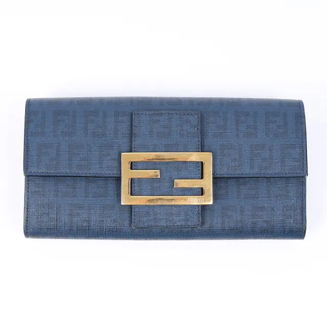 product shot — Fendi