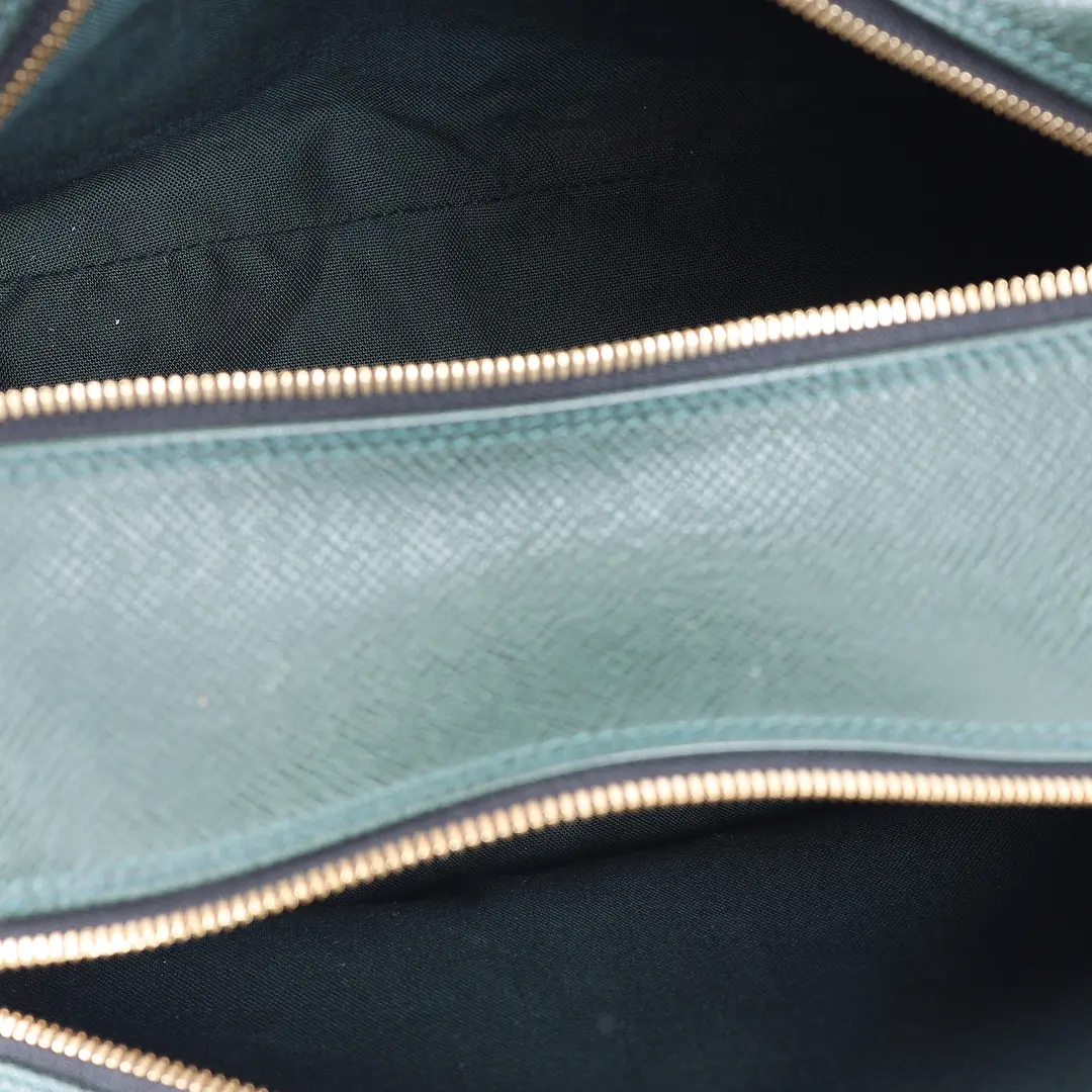 Louis Vuitton Reporter Green Taiga Leather Shoulder Bag
