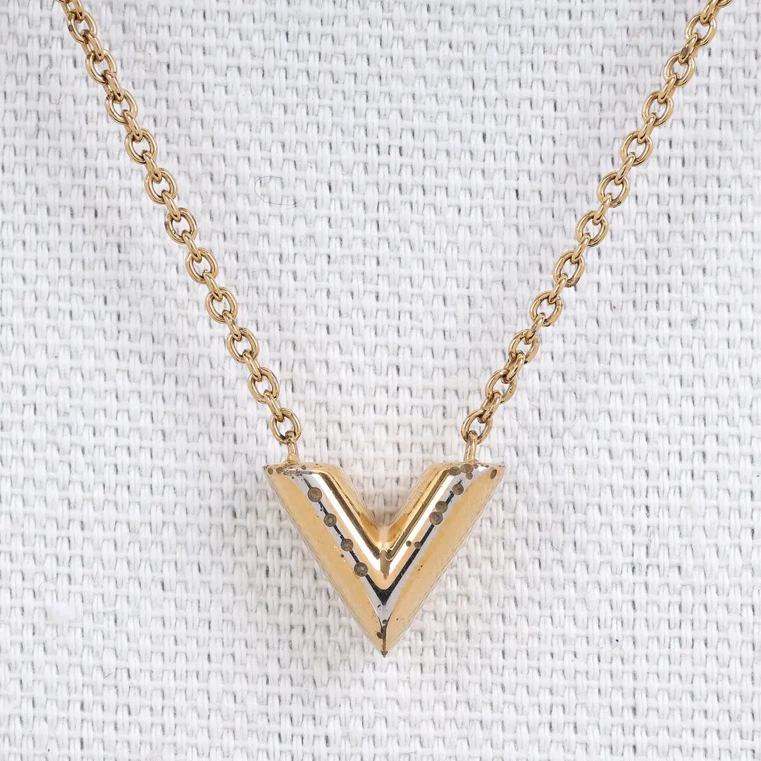 Louis Vuitton Essential V Gold Brass Necklace