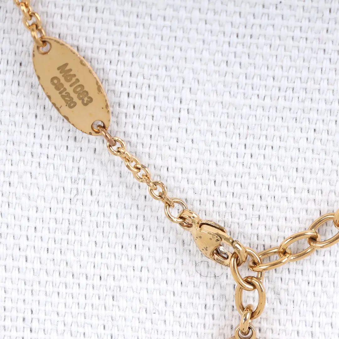 Louis Vuitton Essential V Gold Brass Necklace