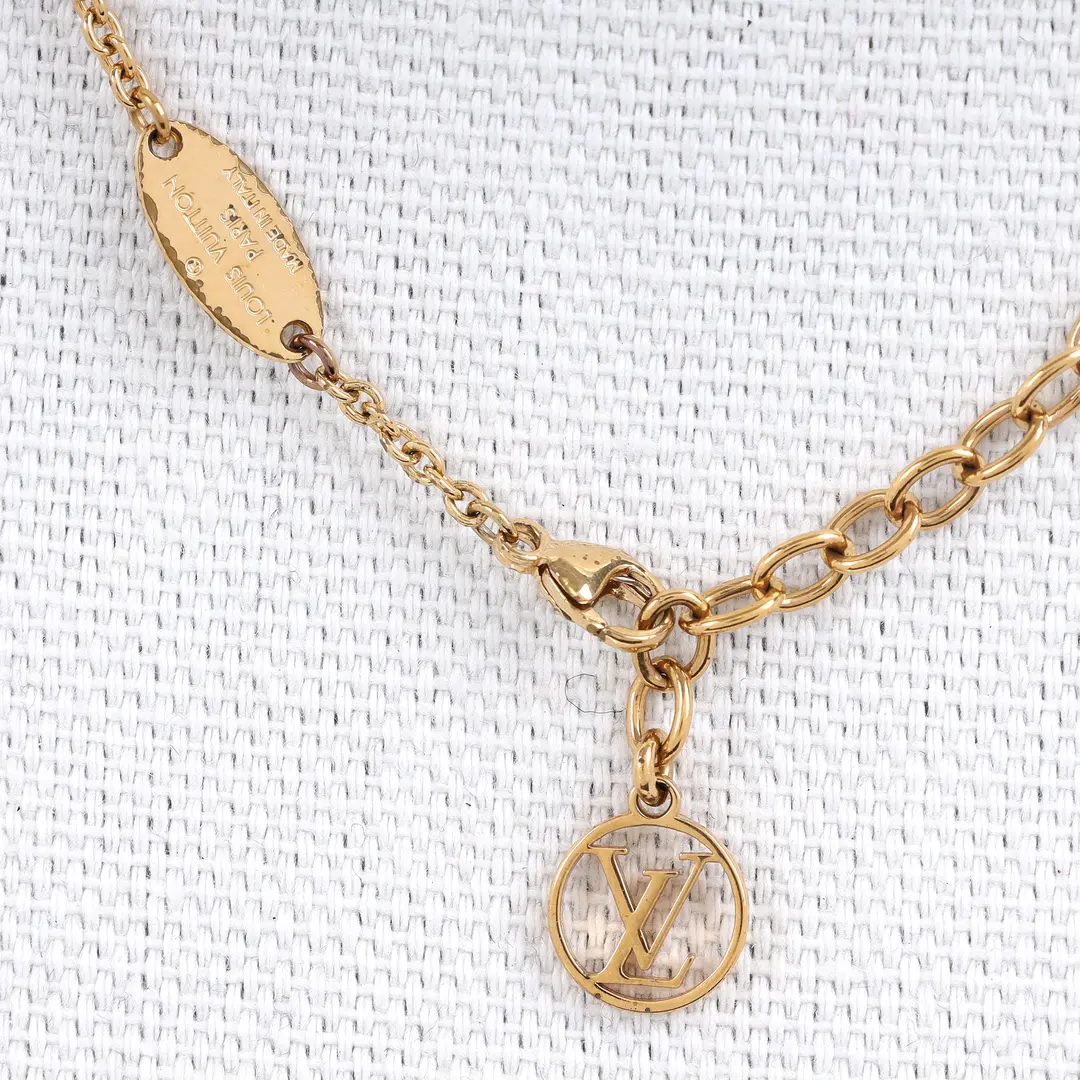 Louis Vuitton Essential V Gold Brass Necklace