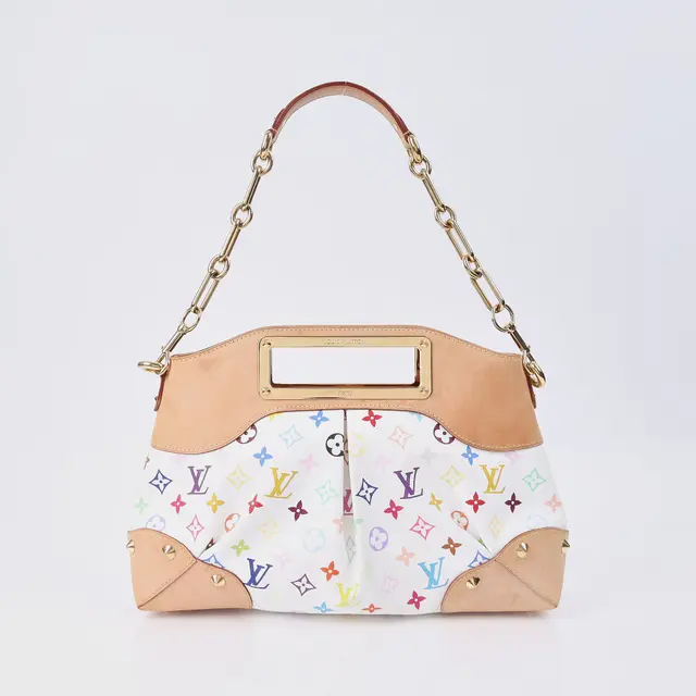 product shot — Louis Vuitton