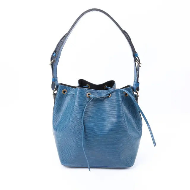 product shot — Louis Vuitton