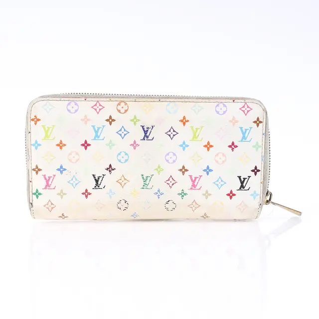 product shot — Louis Vuitton