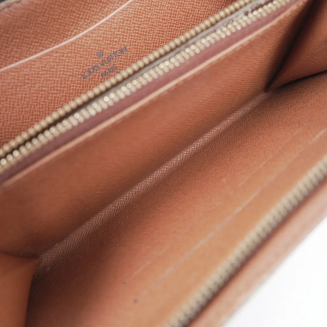 Louis Vuitton Zippy Brown Monogram Wallet