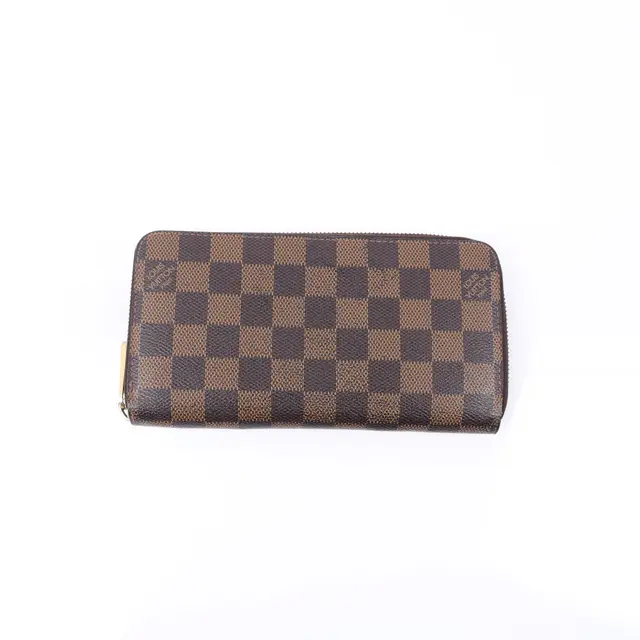 product shot — Louis Vuitton