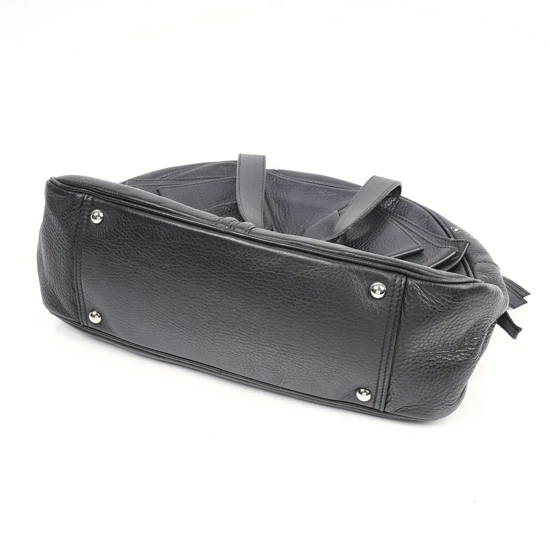 Saint Laurent Easy Black Leather Handbag