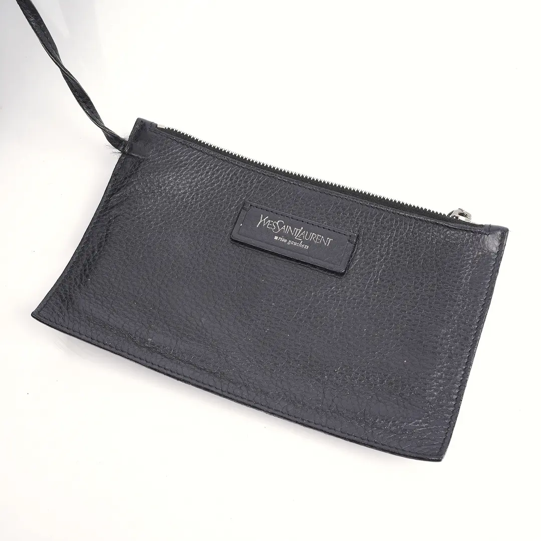 Saint Laurent Easy Black Leather Handbag