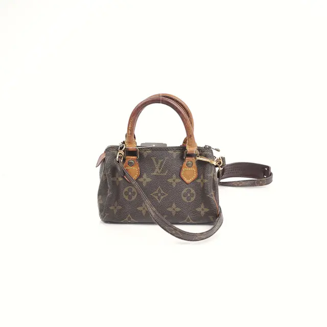 product shot — Louis Vuitton