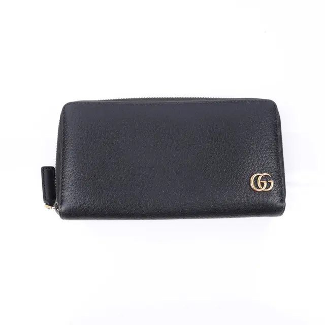 product shot — Gucci