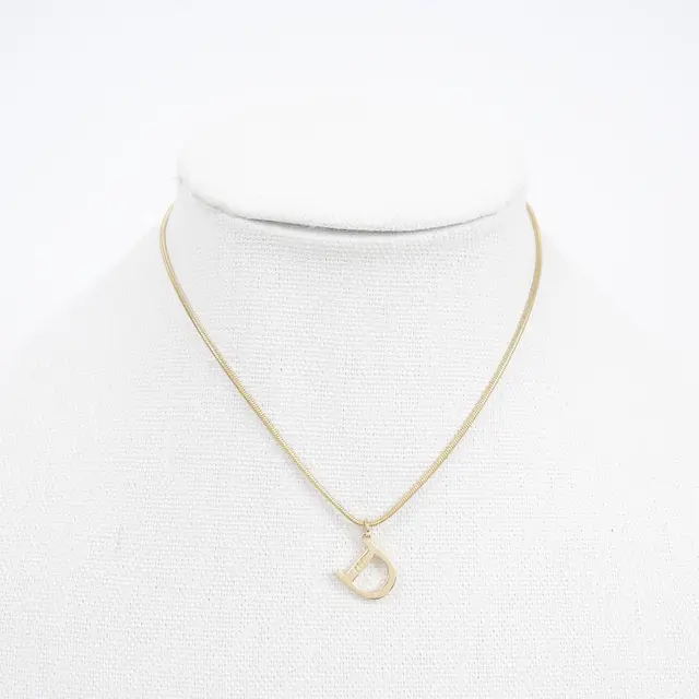 product shot — Dior