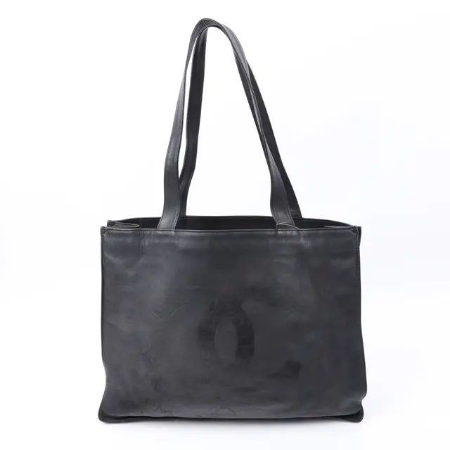 product shot — Chanel