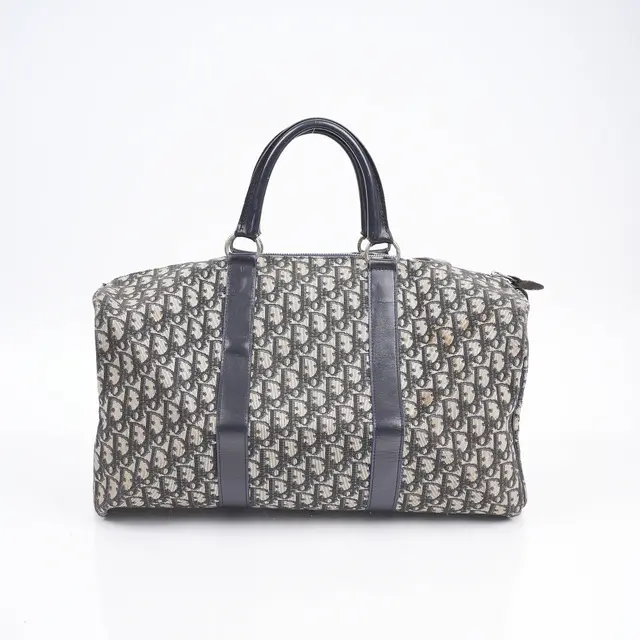 product shot — Dior