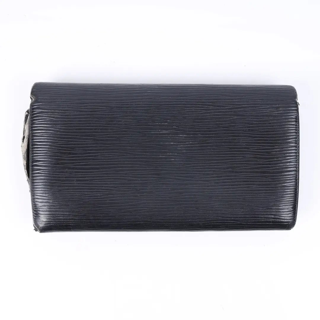 Louis Vuitton Portefeuille International Black Epi Wallet
