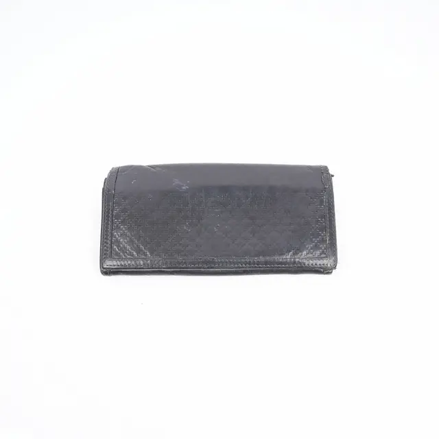 product shot — Gucci