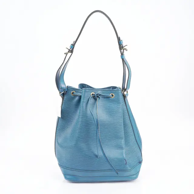 product shot — Louis Vuitton