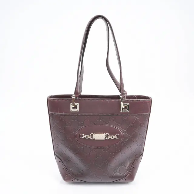 product shot — Gucci