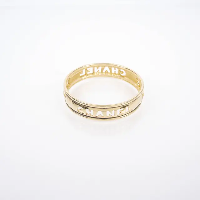 product shot — Chanel