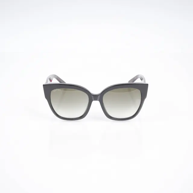 product shot — Gucci