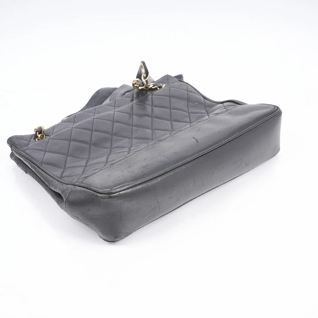 Chanel Vintage Quilted Lambskin Shoulder Bag Black