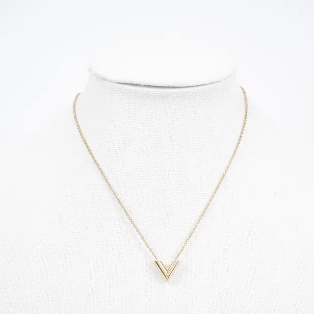 product shot — Louis Vuitton