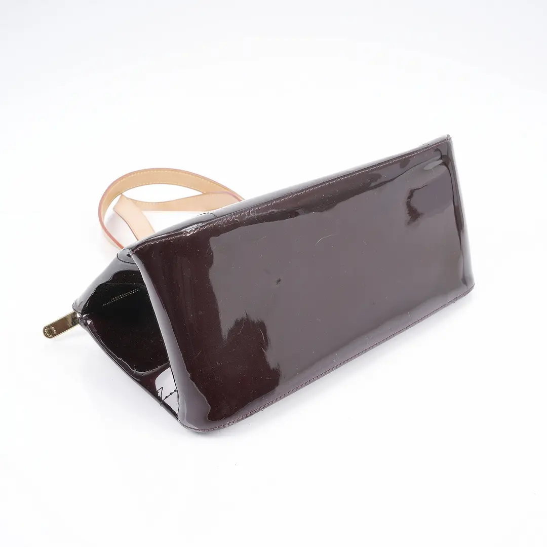 Louis Vuitton Rosewood Avenue Purple Vernis Shoulder Bag