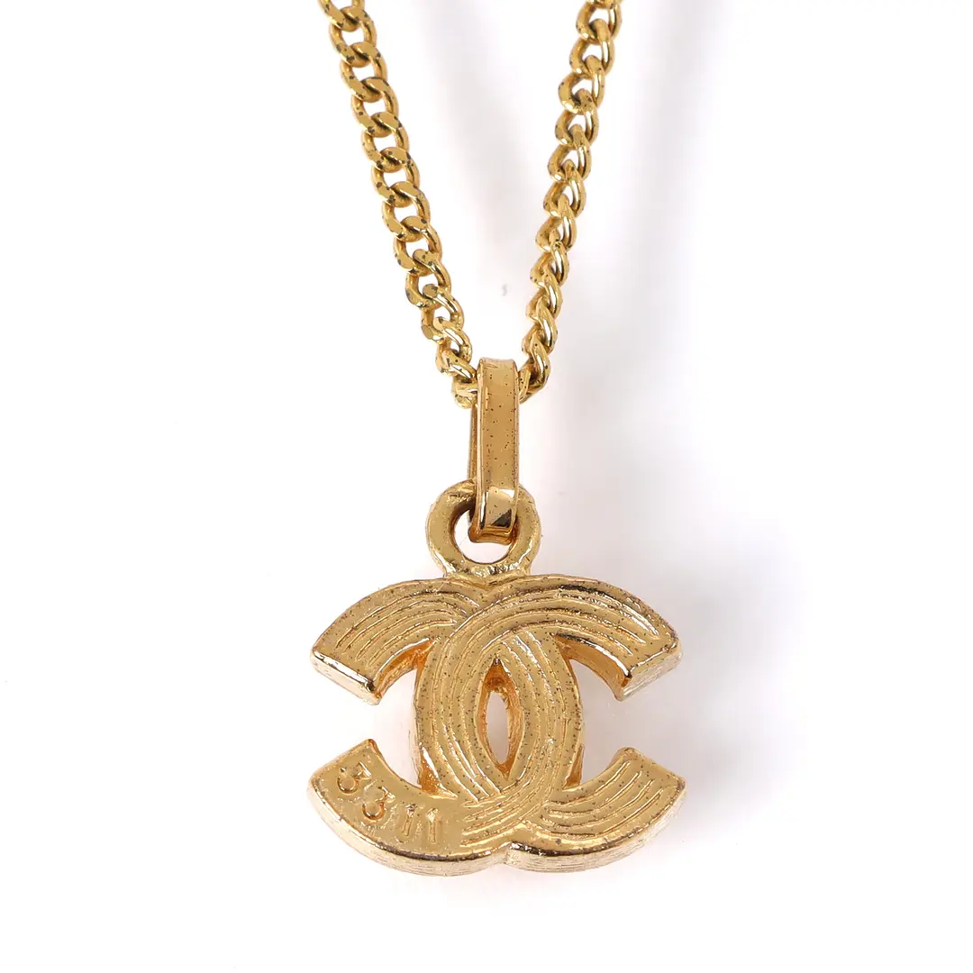 Chanel CC Logo Gold Rhinestone Vintage Necklace