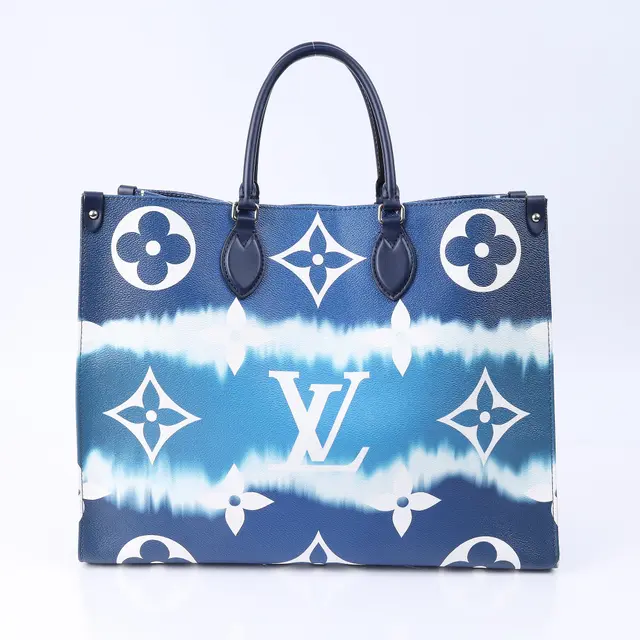 product shot — Louis Vuitton