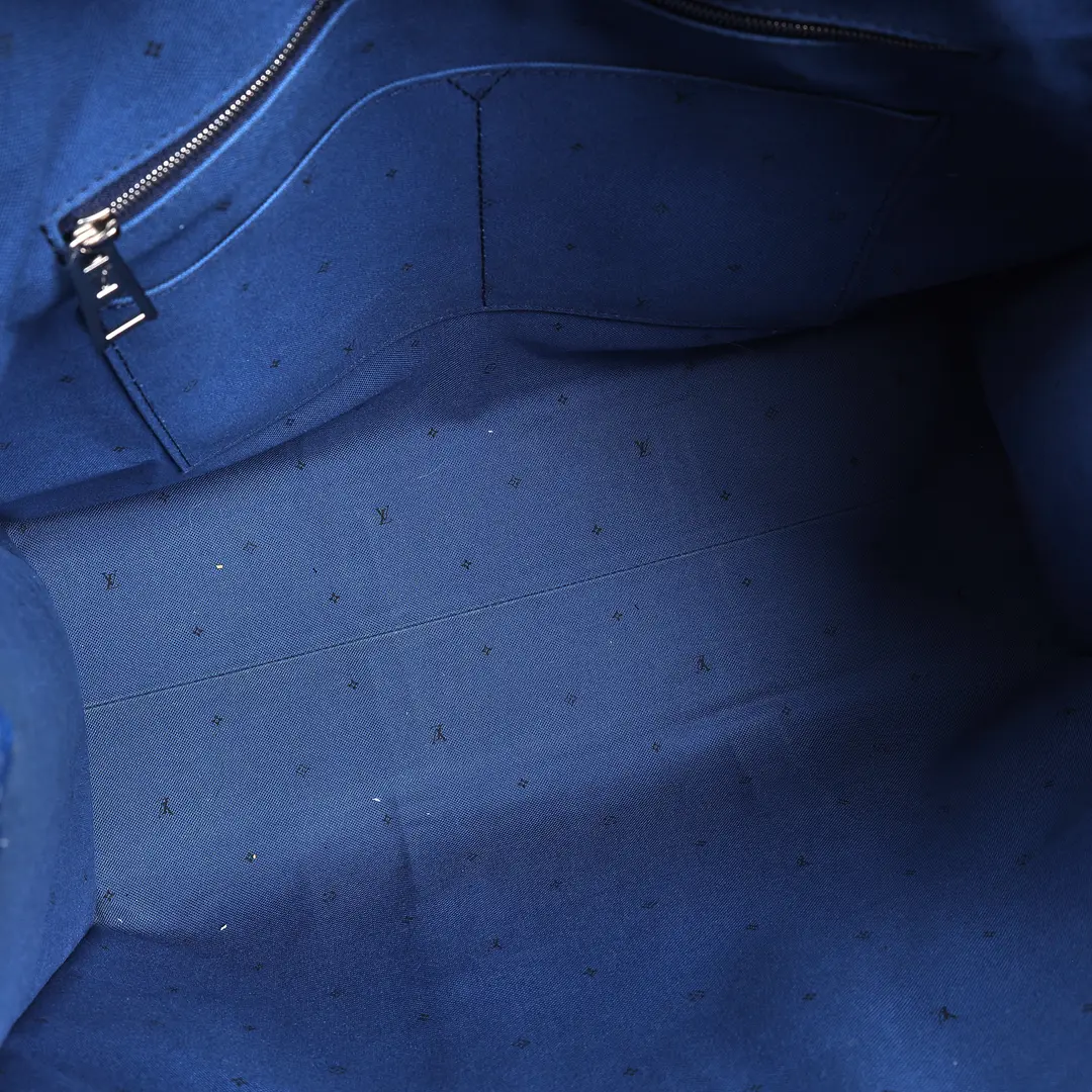 Louis Vuitton Onthego GM Blue Monogram Escale Tote Bag