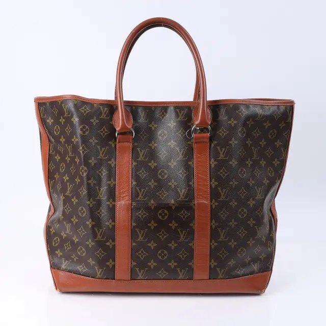 product shot — Louis Vuitton