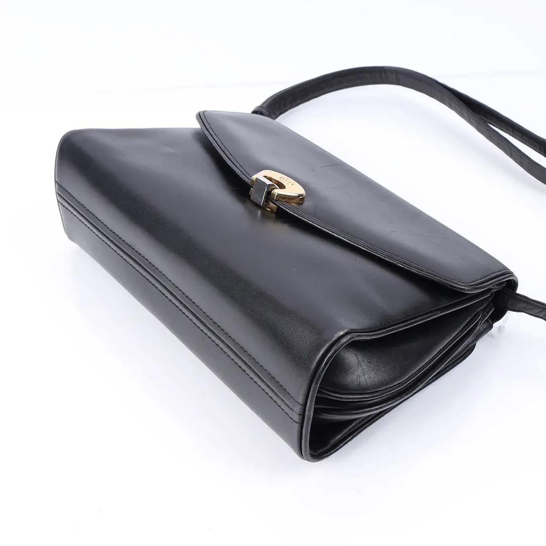 Gucci Vintage Crest Black Leather Shoulder Bag