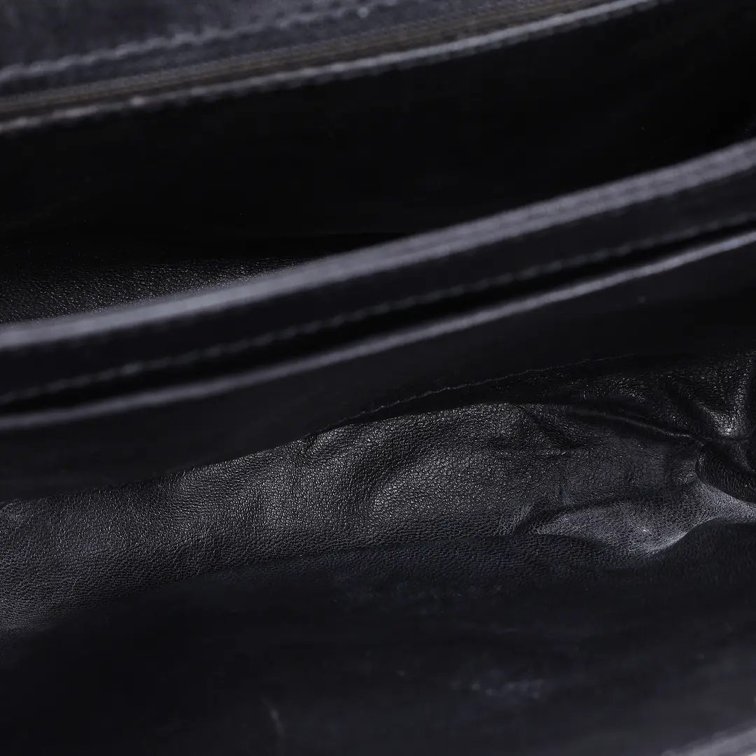 Gucci Vintage Crest Black Leather Shoulder Bag