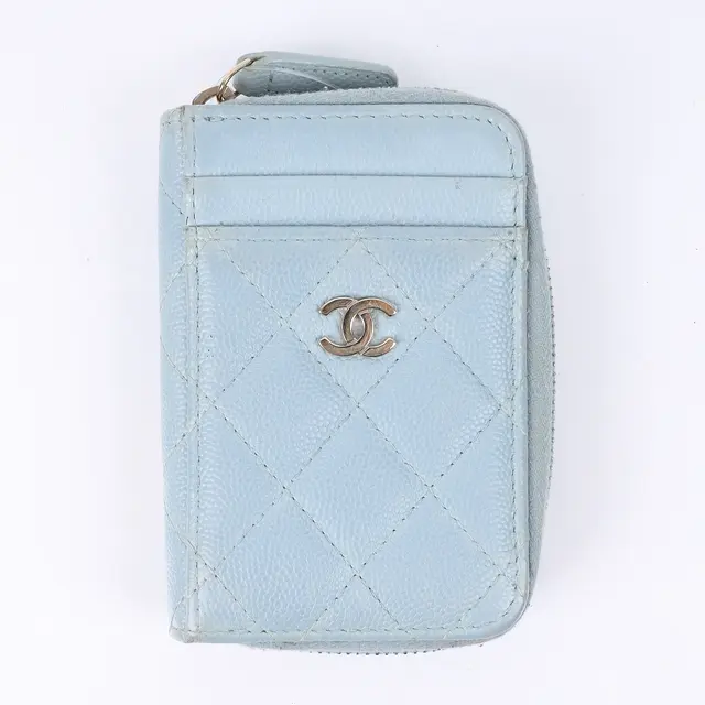product shot — Chanel