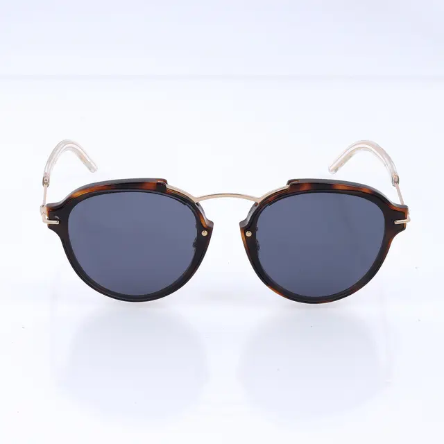 product shot — Dior
