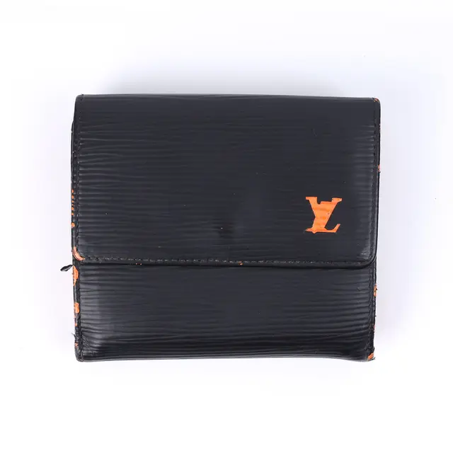product shot — Louis Vuitton