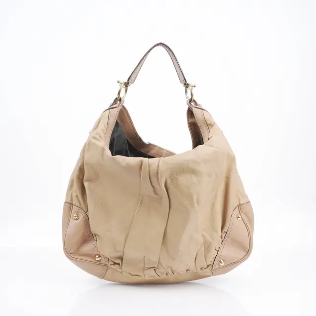 product shot — Gucci