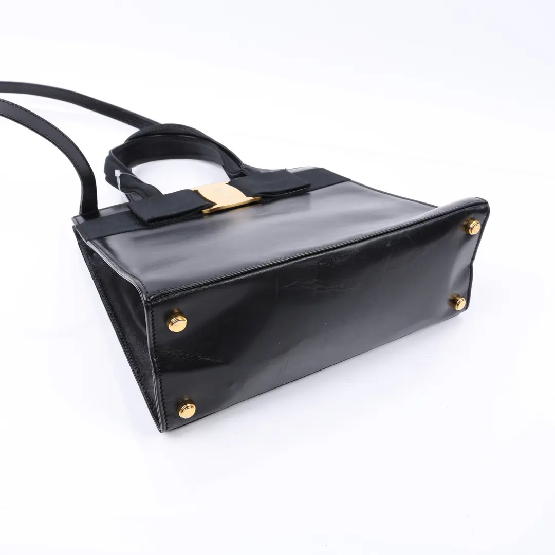 Salvatore Ferragamo Vara Bow Black Leather Shoulder Bag
