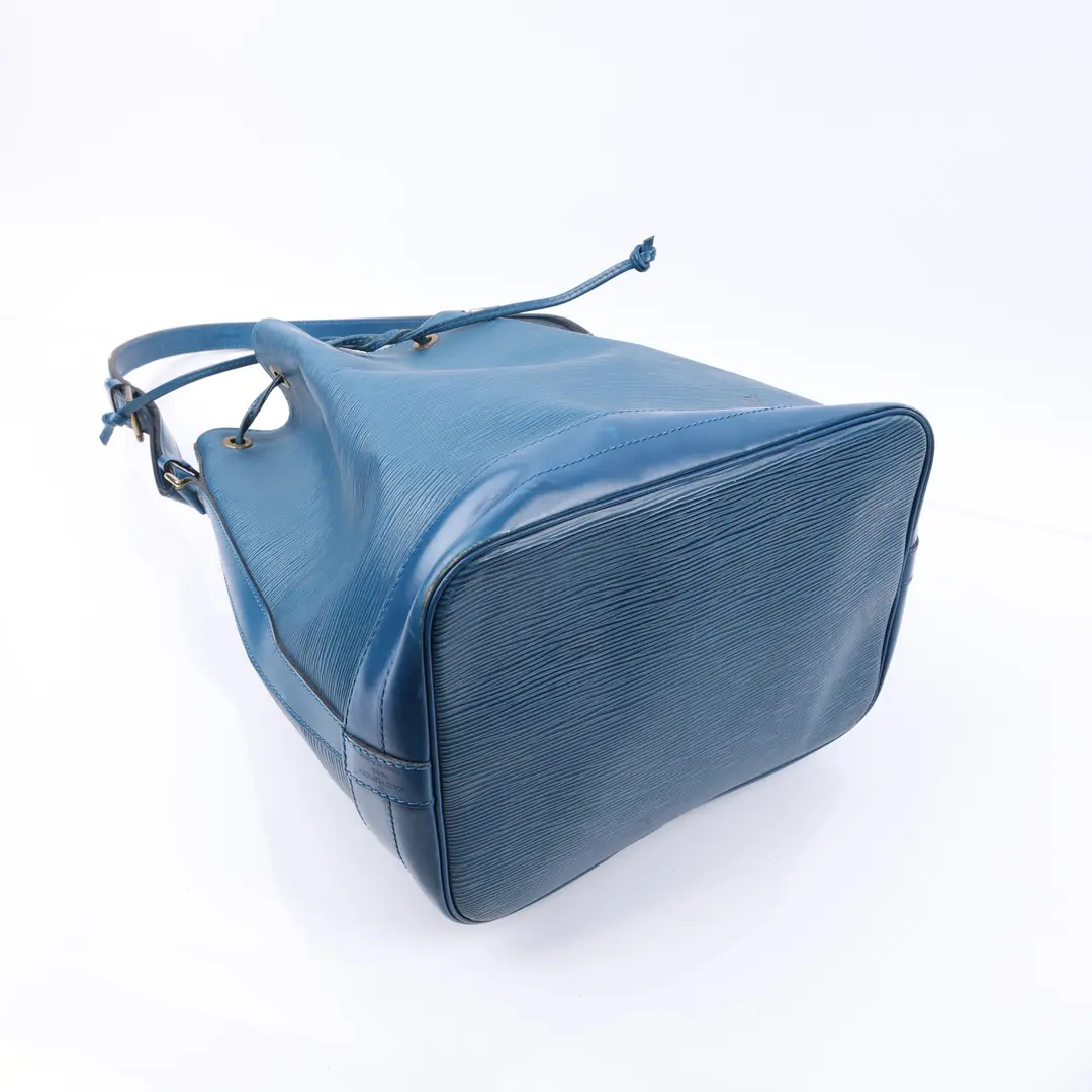 Louis Vuitton Noe Blue Epi Leather Shoulder Bag