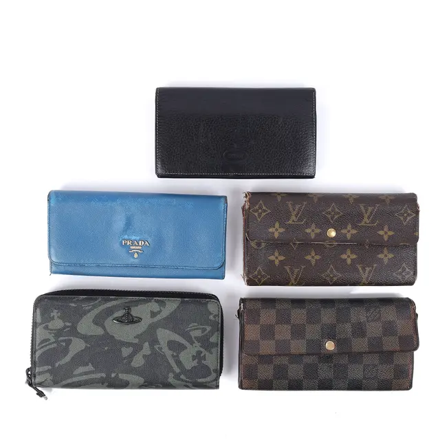 product shot — Louis Vuitton