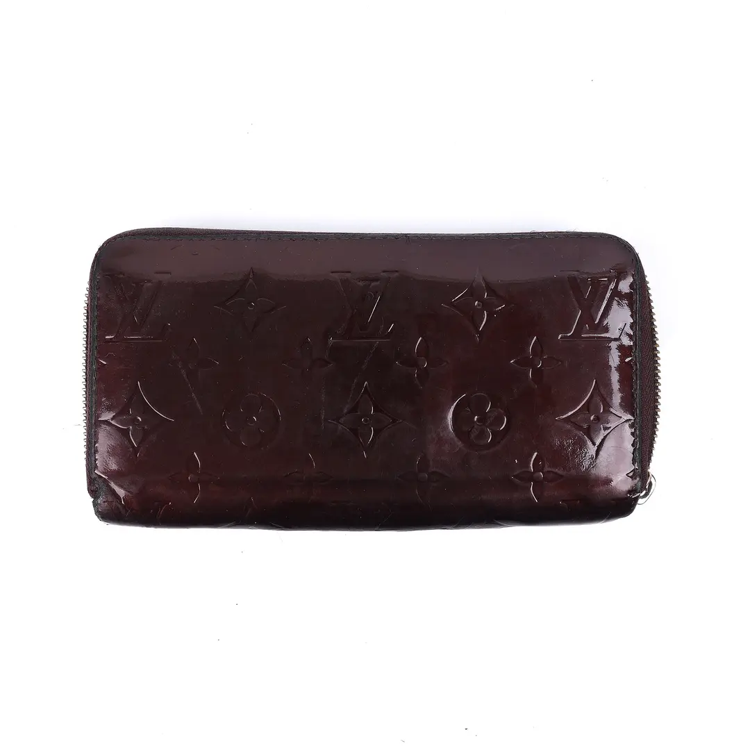 Louis Vuitton Chanel Bottega Veneta Wallet Lot