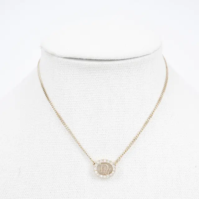 product shot — Dior