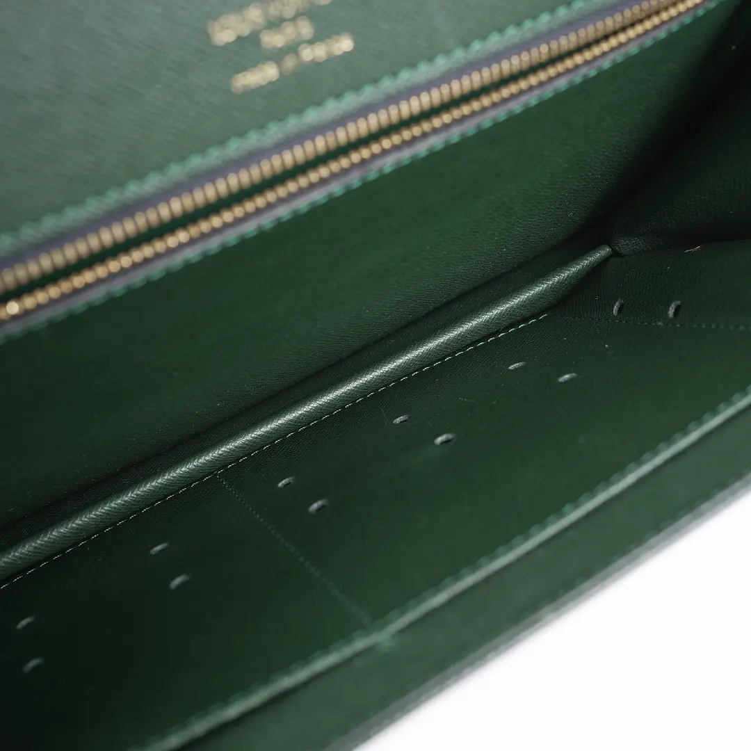 Louis Vuitton Selenga Green Taiga Leather Clutch