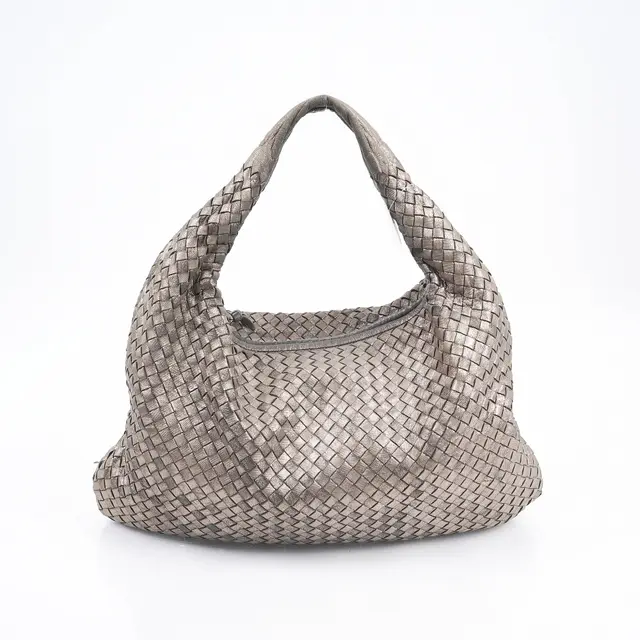 product shot — Bottega Veneta