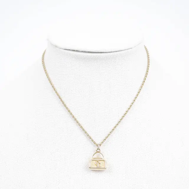 product shot — Dior