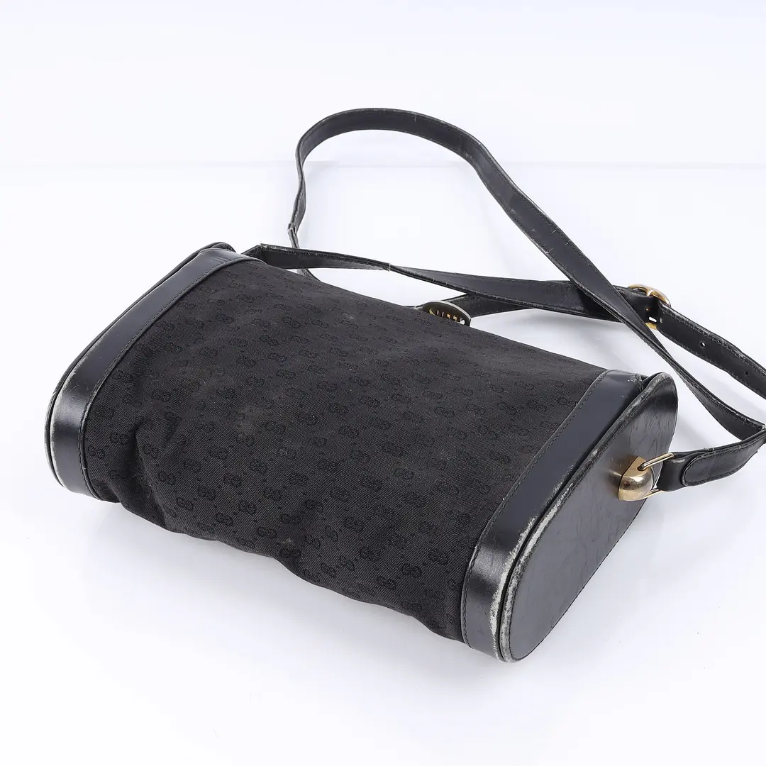 Gucci Vintage GG Canvas Black Shoulder Bag