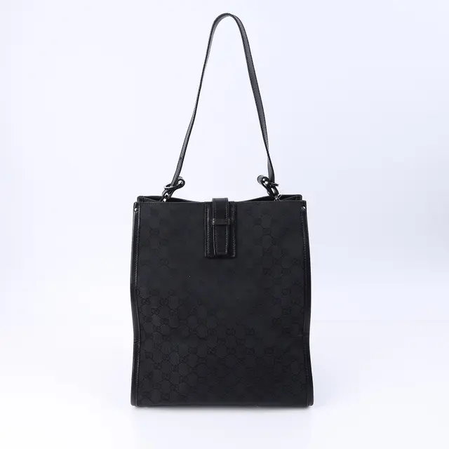 product shot — Gucci