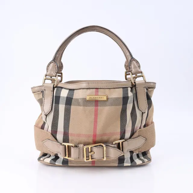 product shot — Burberry