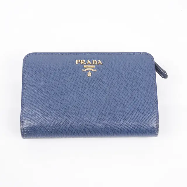 product shot — Prada