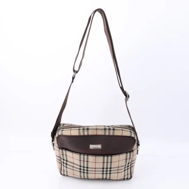 product shot — Burberry
