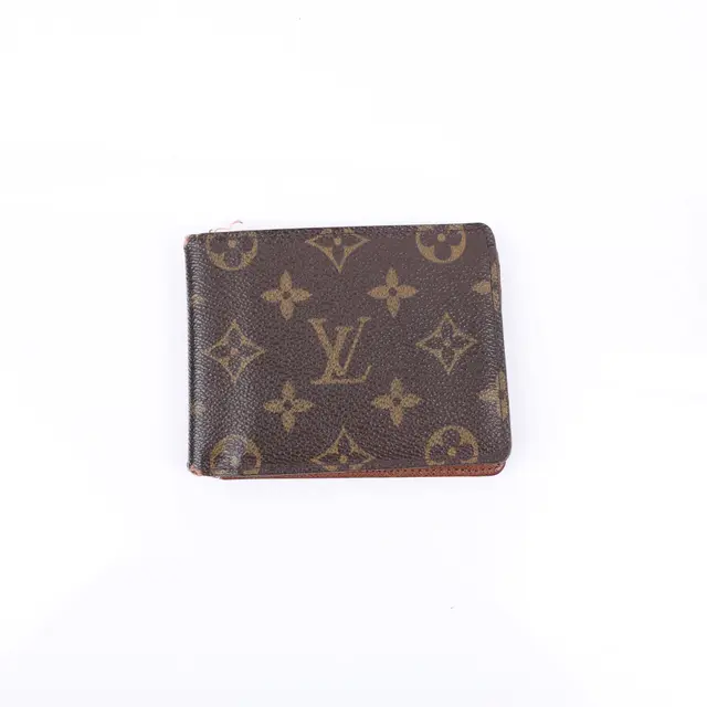 product shot — Louis Vuitton